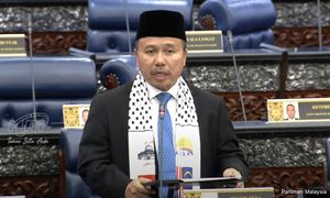 PAS teguh pertahankan Hadi terus pimpin parti