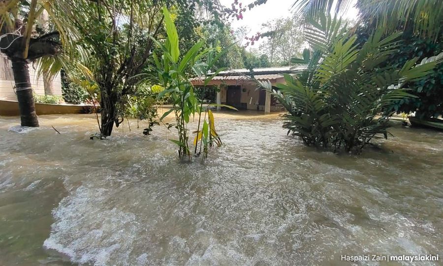 Penduduk di Gua Musang bimbang banjir kilat berlaku hampir 50 kali setahun