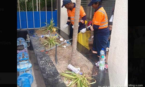 Demo meriah, tapi Nga kesal sampah bersepah