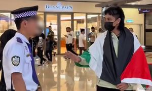 Palestine flags only, no 'sticks' - youths claim Suria KLCC still stopped them