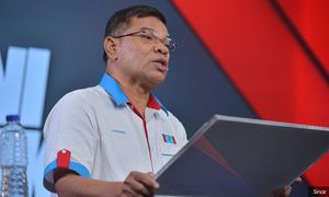 Saifuddin: PKR congress about public issues, unlike Muhyiddin 'drama'
