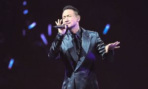 “票照投歌照听”，林冠英串烧张学友名曲催票