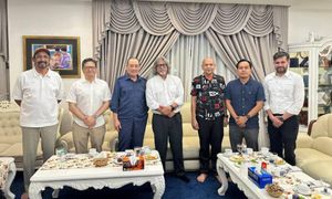 Zara's mother's lawyer decries slander over photo with CM, minister