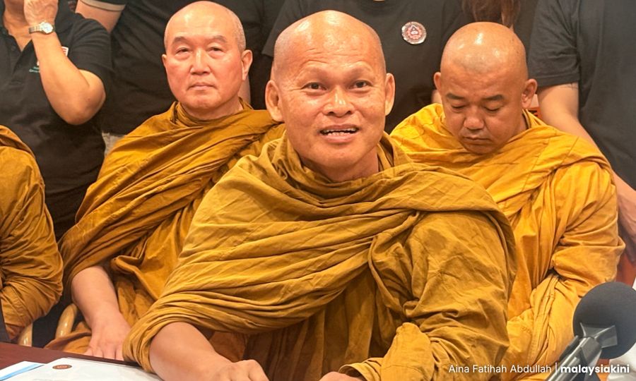 Sami Buddha dari Tambun minta PM tolong selamatkan biara 100 tahun