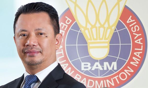 诺扎为家属被攻击叫屈，“我将加快离开羽总”