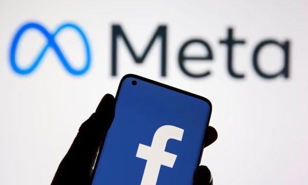Experts say social media licensing requirements timely