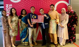 Kadazan girl finds tomyam in Penampang better than in Shah Alam