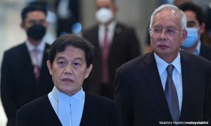 Day 4: Tough day for Najib's counsel Hisyam