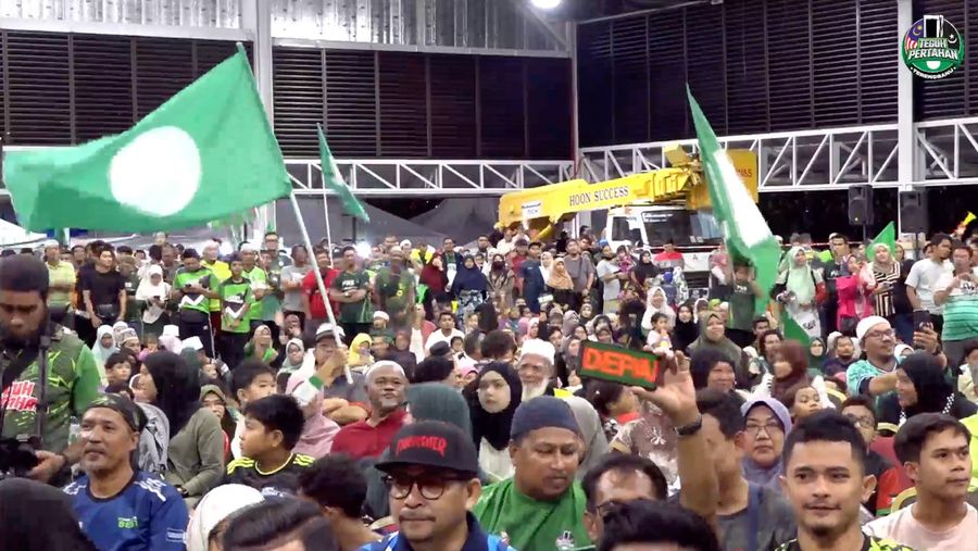 Non-Muslim support possible if PAS dares to change, say analysts