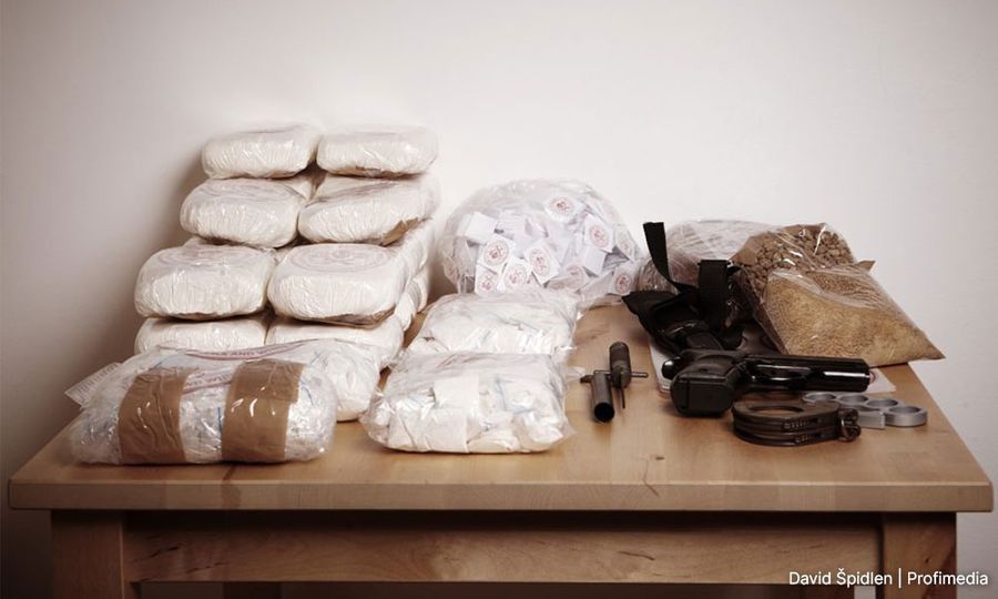 Drugs in shoes: 5 M'sians held with 5kg of cocaine in Japan