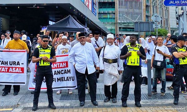 Hundreds join 'Himpunan Melayu Berdaulat' rally in KL