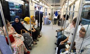 Public transport - allow monthly pass for migrant workers too
