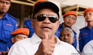 Shahidan kekal terajui Persekutuan Renang M'sia