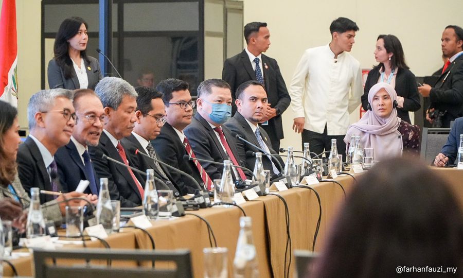 努鲁随首相出访数国，袁怀绍质问由谁承担开销？