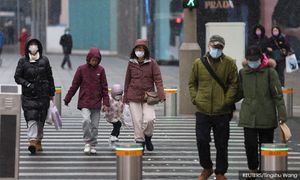 China poised to shake up economic leadership as reformers bow out
