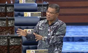 Na'imah, dua anak lelaki kini di benua Eropah