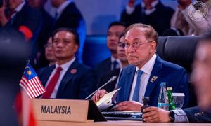 Bekalan minyak, diesel lebih teratur susulan langkah proaktif k'jaan