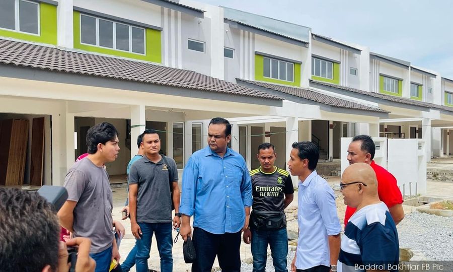 Rumah tak siap: Pembeli kecewa tuntut pemaju tunai janji