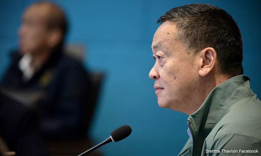 Mahkamah lucutkan jawatan perdana menteri Thailand