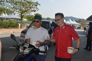 Marrybrown Shares The Spirit Of Ramadan  With 25,000 Servings Of Bubur Lambuk Nationwide