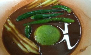 ULASAN | Silapnya bandingkan budu, belacan dengan babi