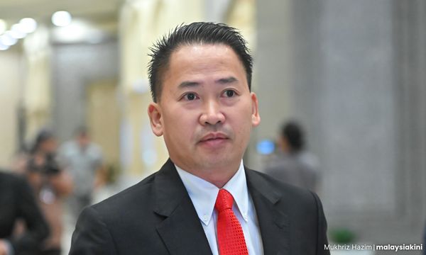Ex-Sabah minister stays in jail, final review bid rejected 
