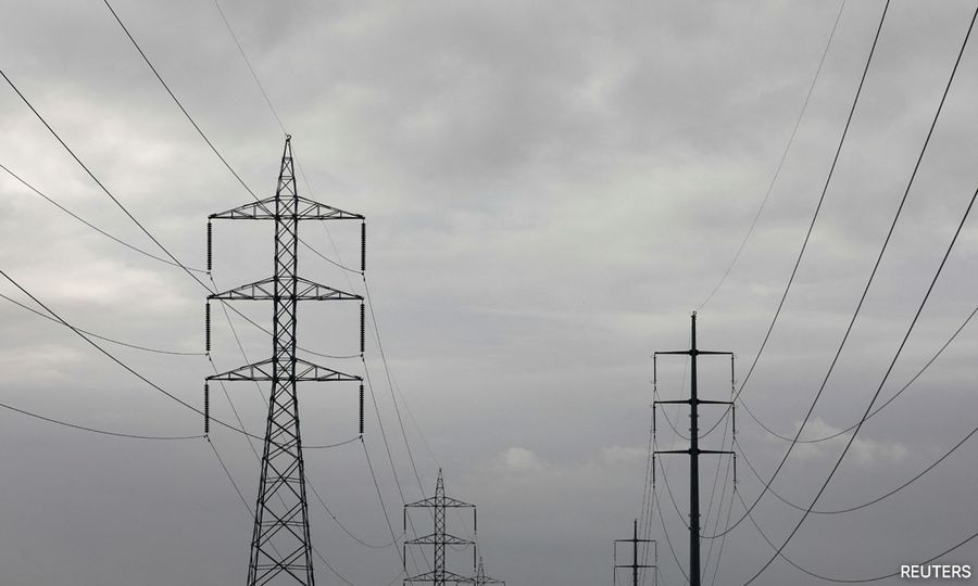 Pakistan suffers major power outage after grid failure