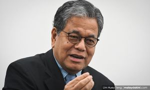 Journalism laureate deplores 'dangerous' fine against newspapers