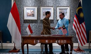 Malaysia-Indonesia tingkatkan kerjasama dalam pelbagai sektor
