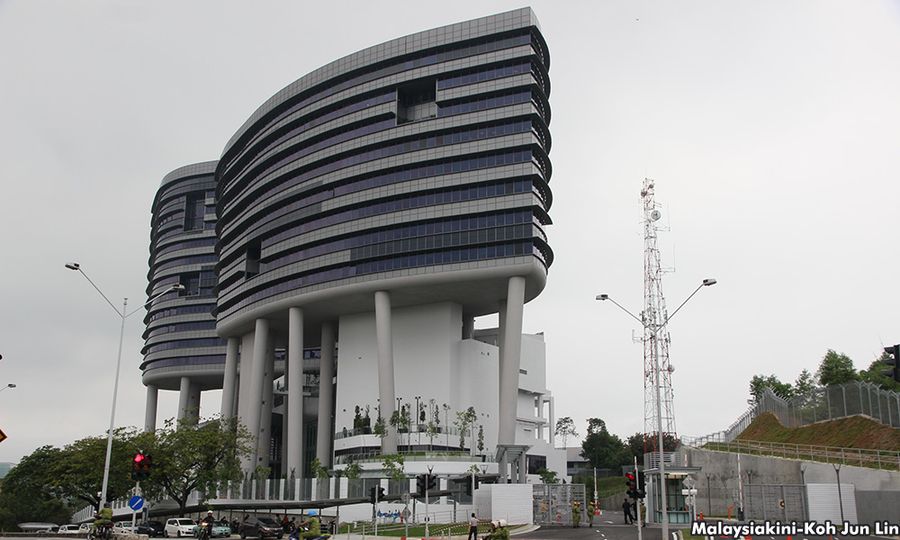 MACC nabs govt official over alleged power abuse, graft