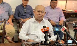 姑里吁巫统检讨在政府角色，必要时须放弃官职