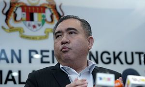 M'sia's aviation sector recovering, passenger traffic to soar in 2025: Loke