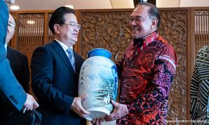 Menteri China kunjungi PM, bincang kerjasama keselamatan