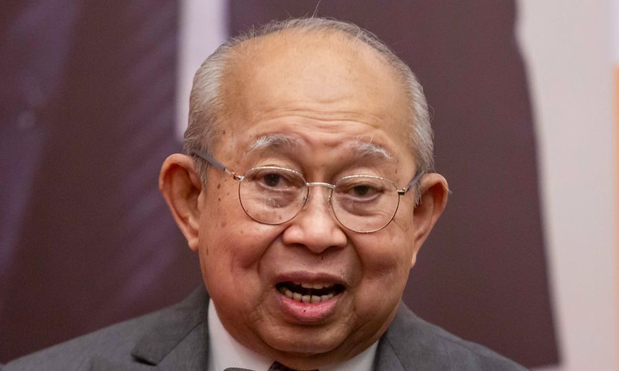 依巫统党章使命行事，姑里认为艾科玛无须道歉