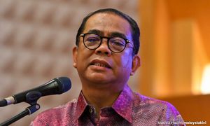 'Kartel perolehan': Mindef beri kerjasama sepenuhnya kepada SPRM - Khaled