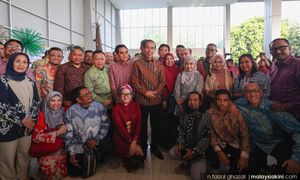 Jokowi tandatangani peraturan presiden terkait hak penerbit media
