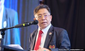 ‘Kerajaan perlu pantau harga barang lepas pelarasan gaji penjawat awam’