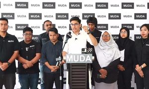 Muda sedia jual otak-otak, kasut  bagi biayai kempen PRN
