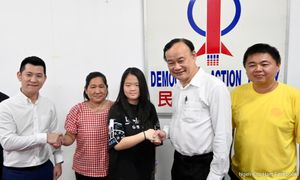 Tujuh tahun ulang-alik JPN, wanita lega anak angkat akhirnya dapat MyKad