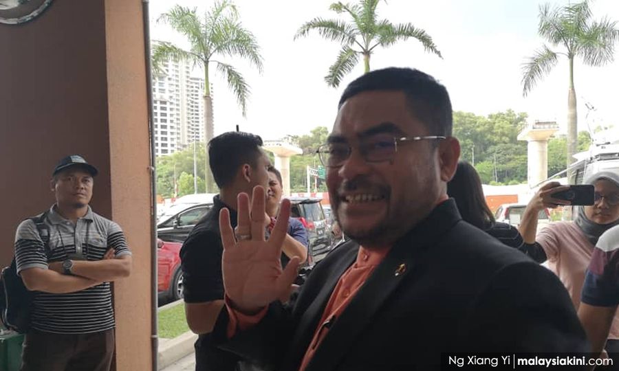 Mujahid takes legal action against PAS