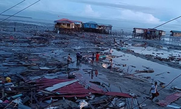 High tide destroys another 38 stilt houses in Sandakan, total now 108