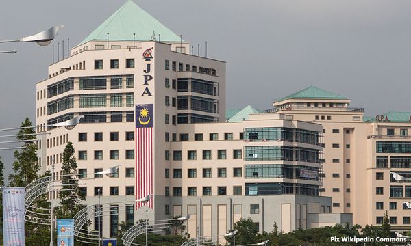 因需时处理，政府申请暂缓执行调整公仆退休金判决