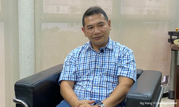Bersatu persoal jika Rafizi bina kekayaan guna derma orang ramai