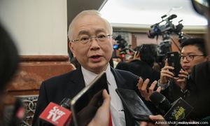Ka Siong masuk hospital akibat jangkitan paru-paru