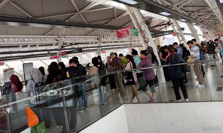 'Solve LRT disruptions immediately' - PM tells Rapid KL, MOT amid worsening train overcrowding