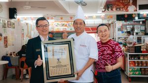 Pan Heong Restoran sets Asia Record for Most Wat Tan Hor Sold by a Single Restaurant Outlet