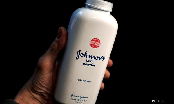 Johnson & Johnson offers record US$8.9b talcum baby powder settlement