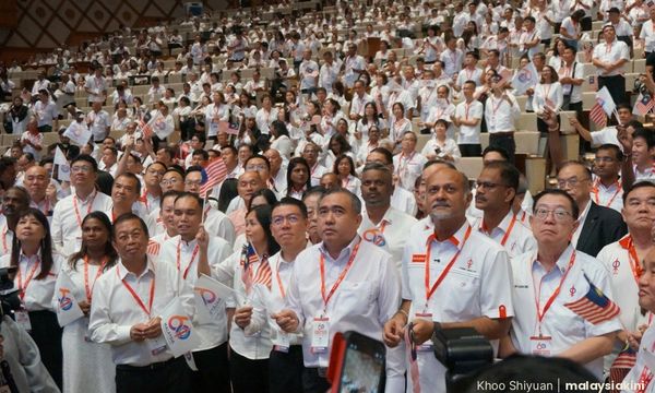 SNAPSHOT | DAP congress drubbed as 'theatre'; Tabung Haji reviewing UK assets