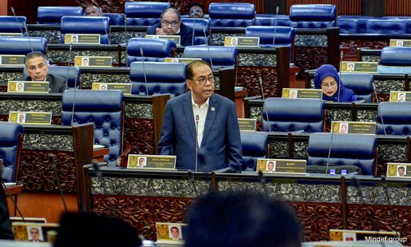 濒海战舰一再延误交付，防长促造船商加快进度