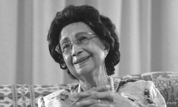 Dr Hasmah passes away at age 100